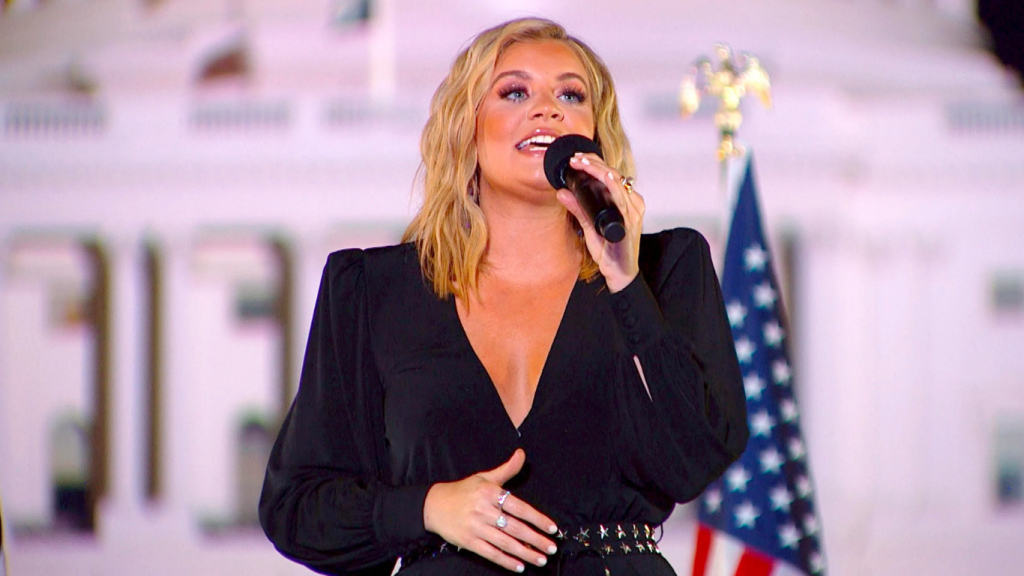 Lauren Alaina Net Worth, Lauren Alaina performing live at the Grand Ole Opry in Nashville.